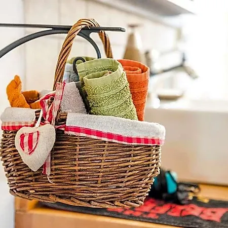Relais Des Roches Bed & Breakfast *