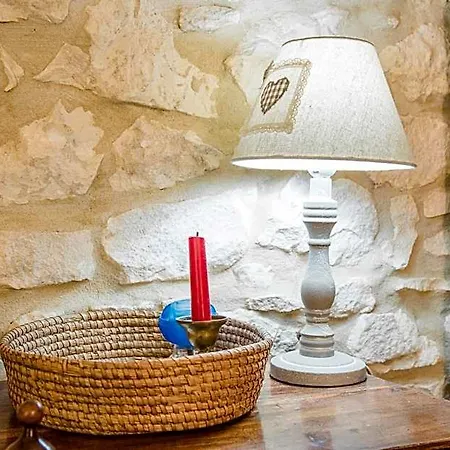 Relais Des Roches Bed & Breakfast